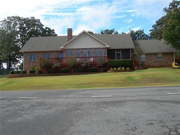2nd image of 115 Kiowa Dr S
