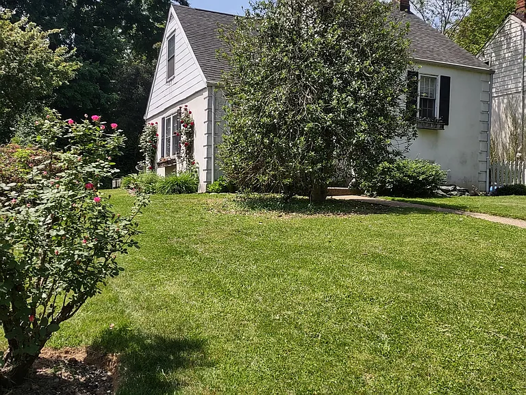 8618 Wissahickon Ave — Photo 3
