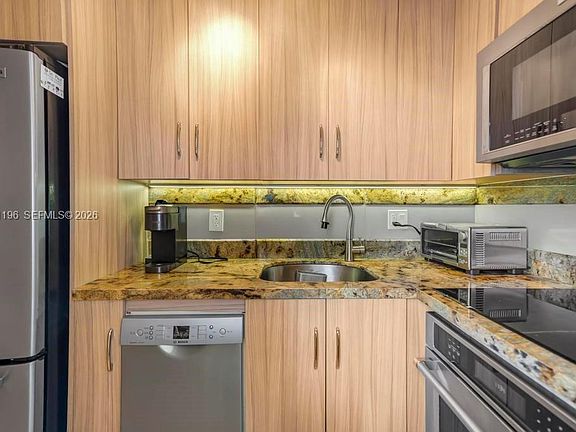 4th image of 901 S Surf Rd APT 408