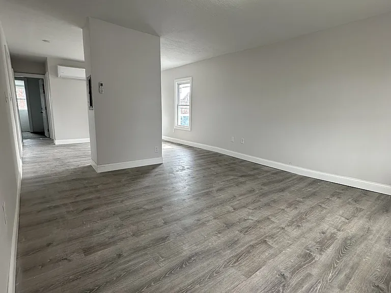 1870 Purchase St #7 — Photo 1