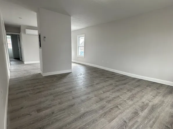 1870 Purchase St, New Bedford, MA