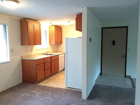 4th image of 5902-5912 SW 30th Ave #5904