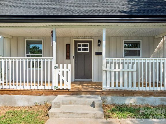 2nd image of 106 Park St