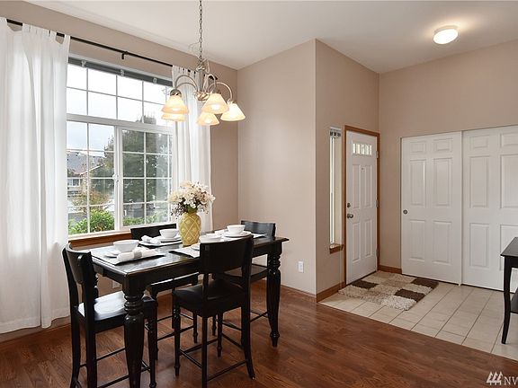 4th image of 1855 Trossachs Blvd SE Unit 1302