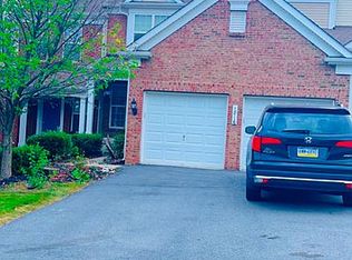 1816 Majestic Dr, Orefield, PA 18069