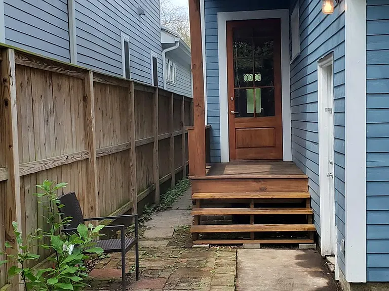2021 Burdette St — Photo 8