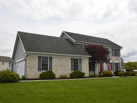 3rd image of 63 Carrie Marie Ln