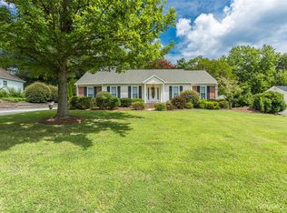 1410 Georgetowne Dr, Gastonia, NC 28054