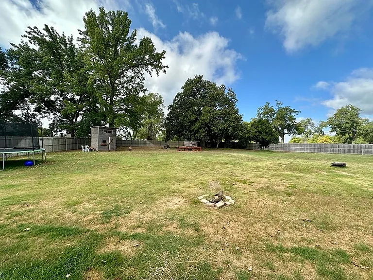 15849 Avery Ln — Photo 20
