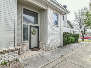 1011 Enfilar Ln, Arlington, TX 76017
