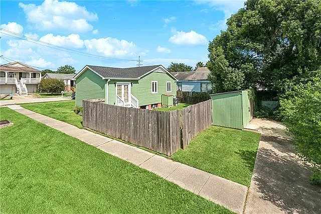 6001 Warrington Dr — Photo 15