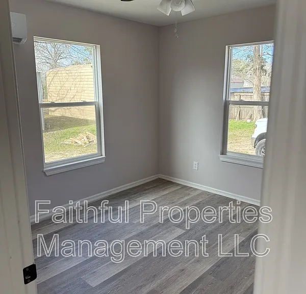 13142 Big Oak Bay Rd — Photo 5