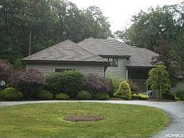 Home for Sale in Concord Twp, Ohio $449,900