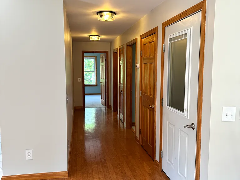 Caron Pl — Photo 10