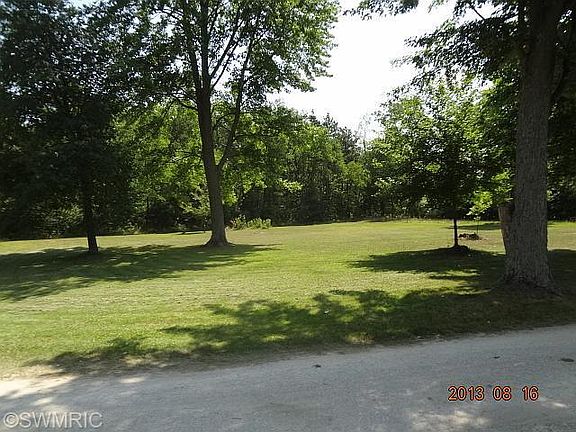 3rd image of 12594 S Peach Ave