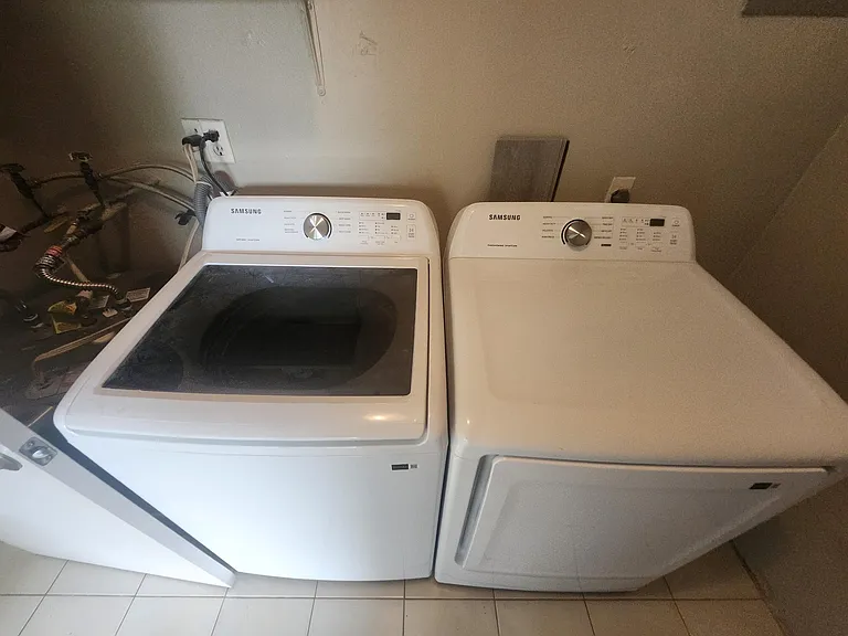 4972 SW 93rd Ave — Photo 8