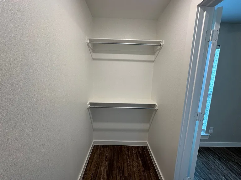 3402 Tiffin Ave — Photo 22