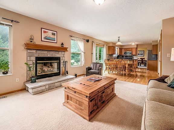 5th image of 6805 Seckel Dr