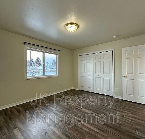 1210 5th St S #10 — Photo 12