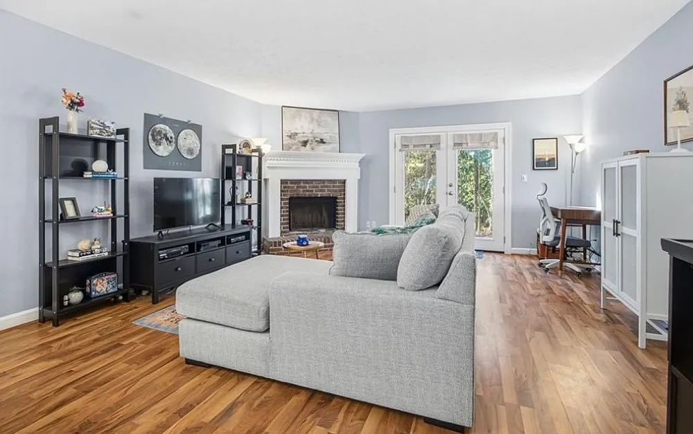 2 bed, 1224 sqft, $1,950 — Photo 2