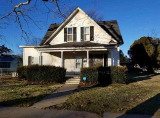 1502 S 16th St, Chickasha, OK 73018