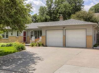 1504 N 60th St, Omaha, NE 68104