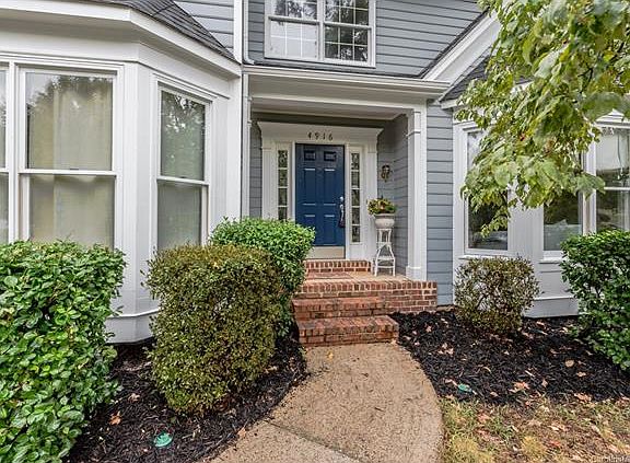 2nd image of 4916 Benthaven Ln