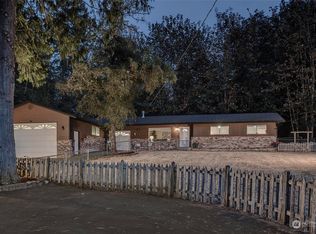 28613 SE 225th St, Maple Valley, WA 98038