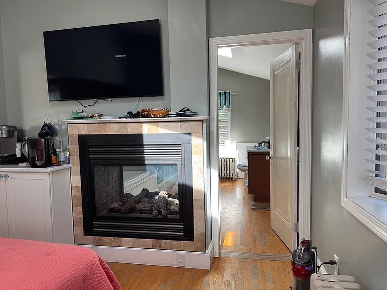 112 Wayland St — Photo 16