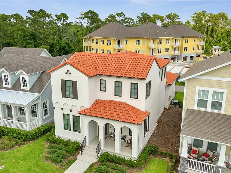 2069 Celebration Blvd — Photo 60