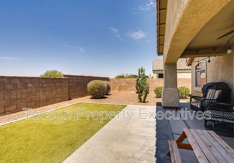 11655 W Stone Hearth St — Photo 43