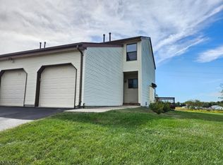 233 Spruce Ct, Raritan Twp., NJ 08822
