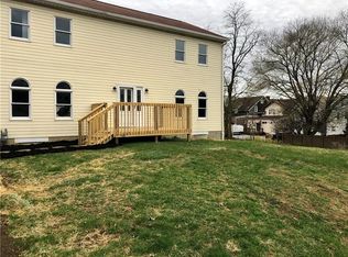 352 W College St, Canonsburg, PA