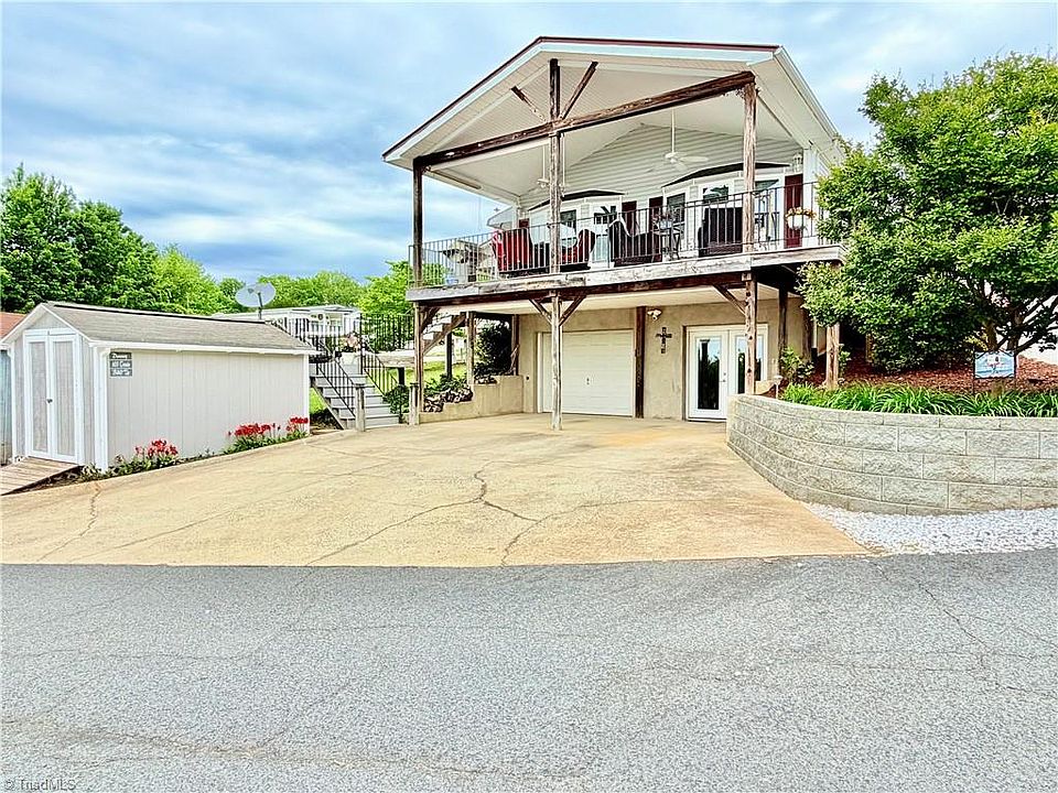 1st image of 103 Oriole Rd