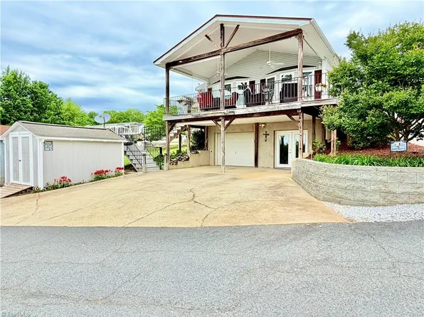 103 Oriole Rd, New London, NC 28127