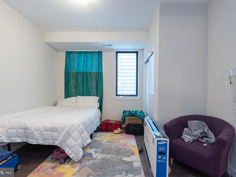 938 New Market St #304 — Photo 10