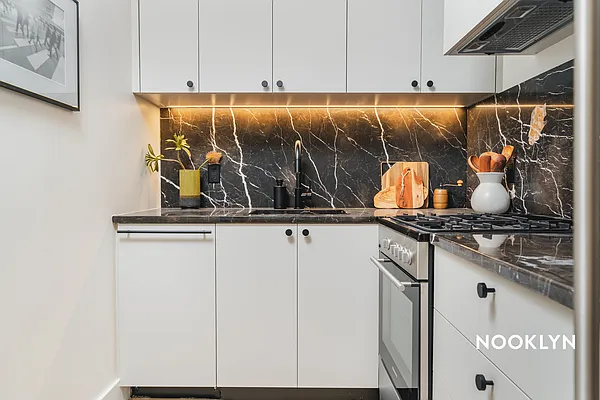 Rented by Nooklyn NYC LLC | media 2