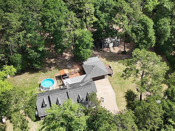 3rd image of 8997 Hickory Rd