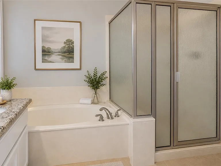 2364 Kendal Green Cir — Photo 15