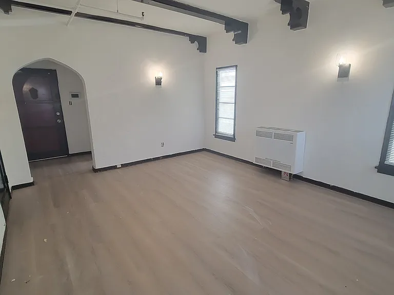 4151 3rd Ave #3 — Photo 12