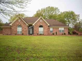 9053 Hunters Ridge Dr, Olive Branch, MS 38654