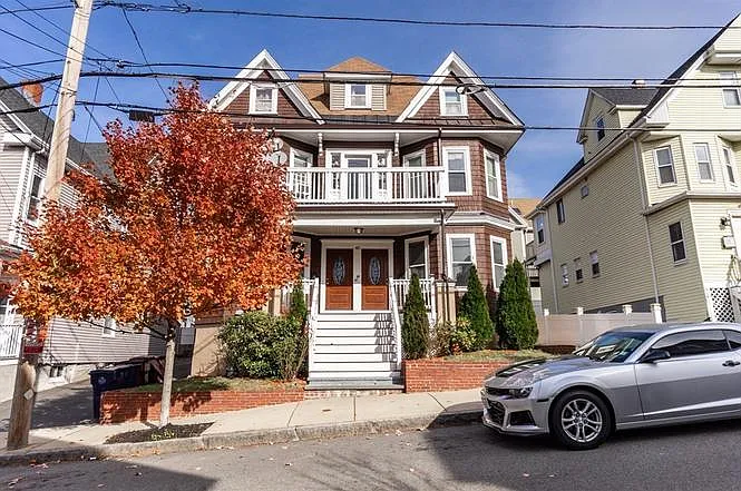 40 Gledhill Ave #2