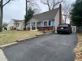53 Oneida Ave, Dumont, NJ 07628