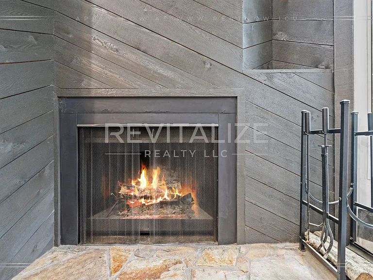 2739 Knollwood Dr — Photo 13