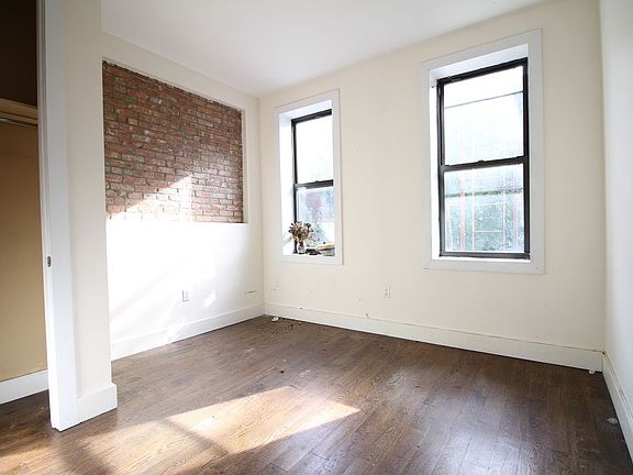 5th image of 900 Hart St #2C
