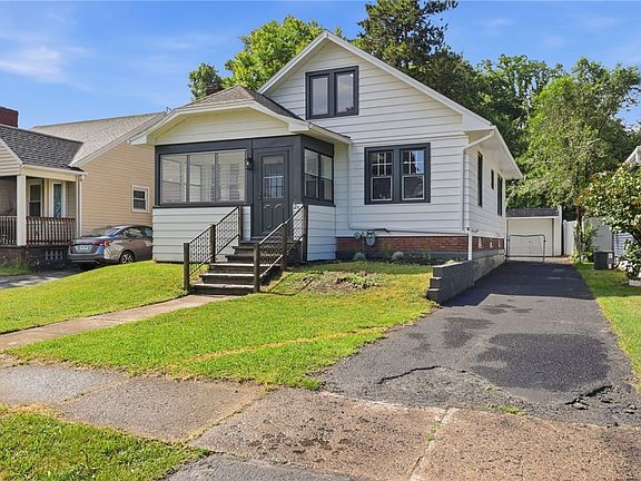 2nd image of 25 Pomona Dr