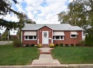 201 6th Ave, Spring Lake, NJ 07762