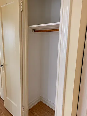 Rented by House Key Realty LLC | media 26