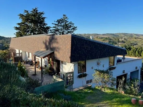 13502 Paseo Terrano, Salinas, CA 93908