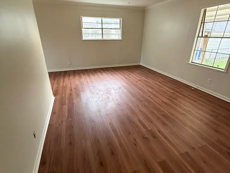 117 Preston Ave — Photo 5